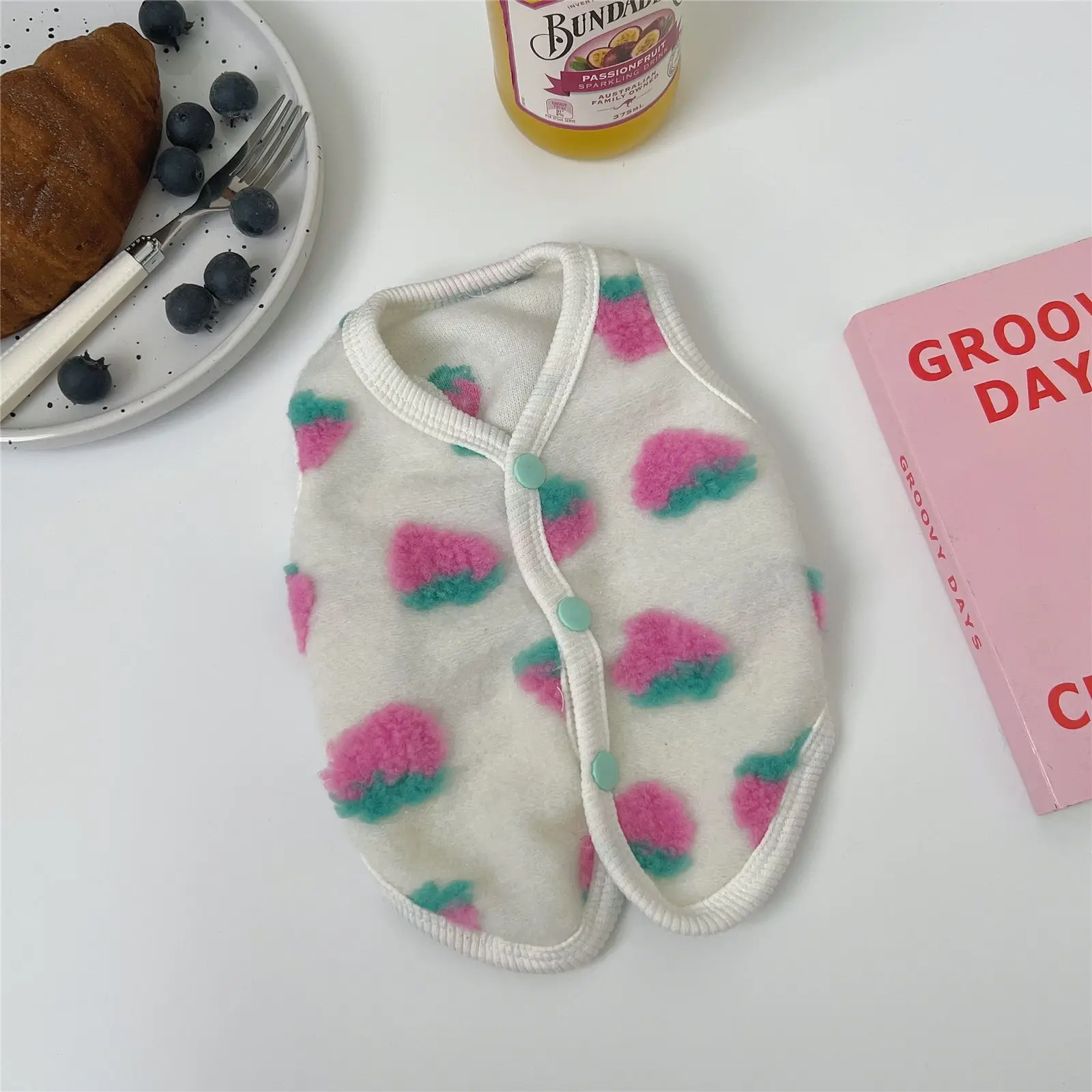 Chaleco de fresa de otoño e invierno, ropa para perros y mascotas, chaleco grueso para gatos, Teddy, Bichon, Pomeranian Schnauzer, chaleco para perros pequeños - imagen 5