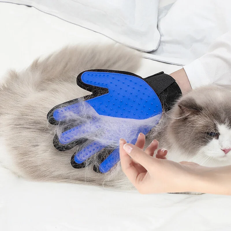 Guante quitapelos masajeador de goma para perros y gatos - imagen 3