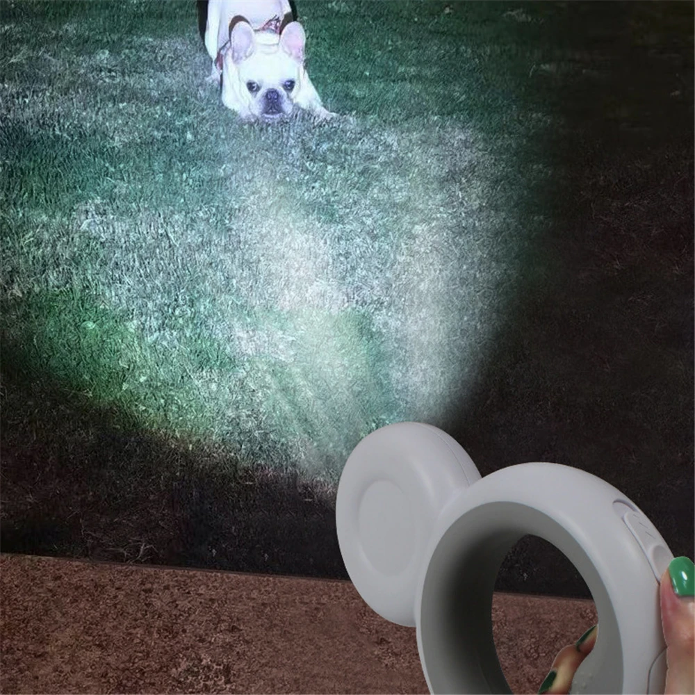 Correa retráctil con luz LED para perros medianos y grandes, correa de nailon resistente de lujo con carga USB para mascotas - imagen 4