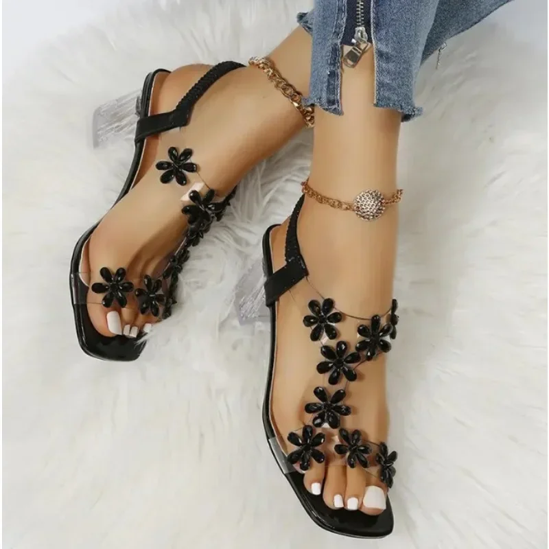 Sandalias de verano para mujer, decoración de flores de cristal de Pvc, tacón grueso, punta abierta, correa trasera, banda elástica, zapatos elegantes de moda para mujer