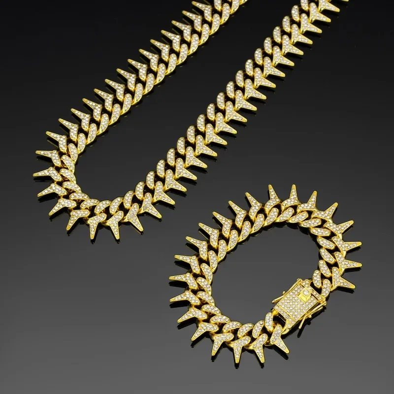 Collar de cadena cubana para perro de 70CM, Collar de cadena de Bulldog dorado, collares de lujo plateados para cachorros con espinas, suministros para mascotas pequeñas y medianas - imagen 5