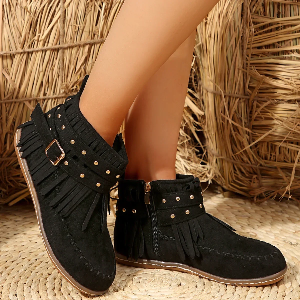 Botas occidentales de felpa con borlas para mujer, zapatos planos de estilo Retro con hebilla y Correa, cómodos y cálidos, invierno, 2024 - imagen 4