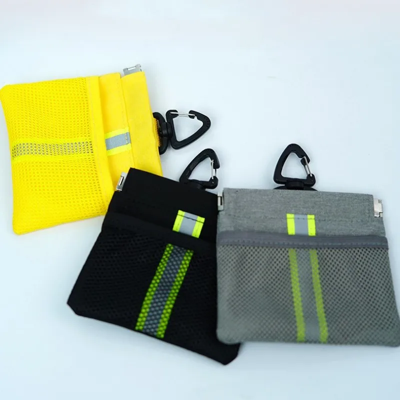 Dispensador de bolsas para excrementos de perros, soporte portátil para bolsas de excrementos de perros, bolsas de aperitivos multifuncionales para perros que caminan, bolsas de aseo para entrenar - imagen 2