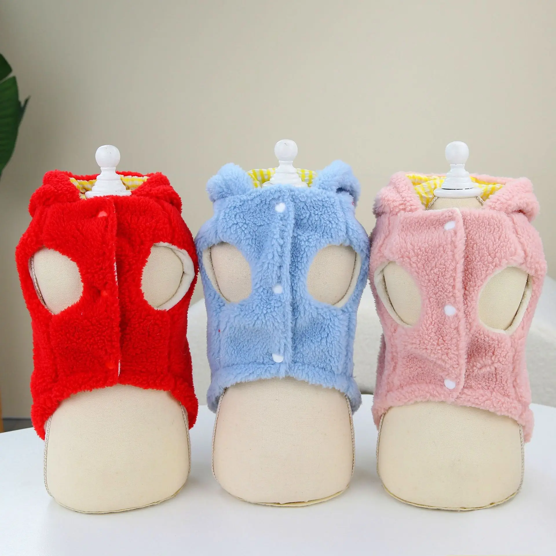 Ropa de otoño e invierno para perros de peluche, pijamas de felpa, gato de peluche, corbata de invierno para mascotas, chaleco de oso de peluche, ropa para perros pequeños