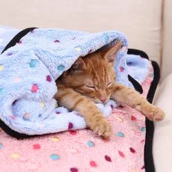 Manta térmica suave para perros y gatos – Cálida y acogedora