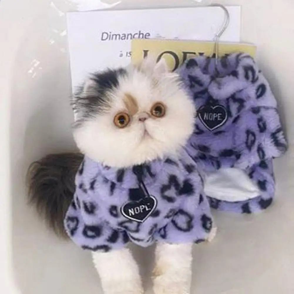 Abrigo de invierno para gato con estampado de leopardo, chaquetas de 2 patas para perro y gato, forro suave engrosado, trajes para gato pequeño, taza de té linda, ropa para perro para regalo - imagen 2