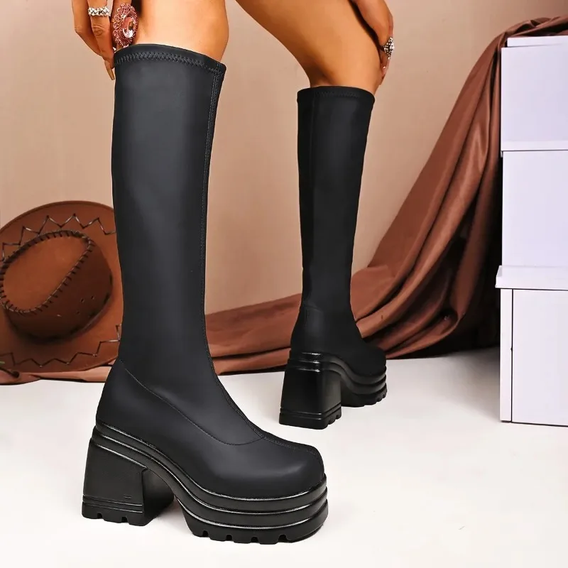 Botas de mujer con punta cuadrada de talla grande, parte inferior gruesa, estilo británico, tubo largo, botas de caballero de tacón alto para otoño e invierno, Color puro para adultos
