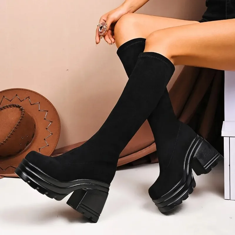 Botas de mujer con punta cuadrada de talla grande, parte inferior gruesa, estilo británico, tubo largo, botas de caballero de tacón alto para otoño e invierno, Color puro para adultos
