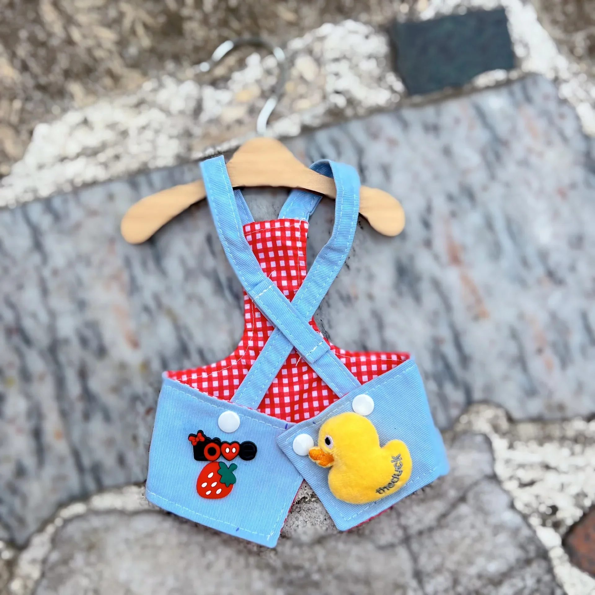 Camisola de otoño e invierno para mascotas, Falda corta, camisola de mezclilla exterior para perros, falda de oso de peluche Yorkshire Malzis, faldas de peluche, vestido de fresa - imagen 4