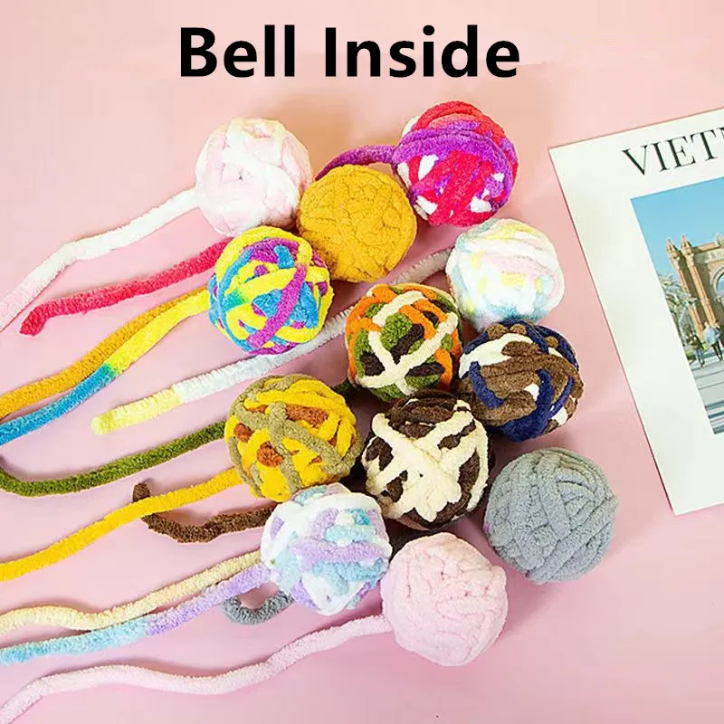 Juguete de lana para gatos, Bola de felpa con campana, resistente a las mordeduras, productos interactivos para mascotas - imagen 3