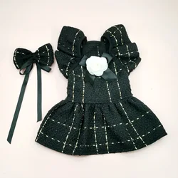 Vestido de lana a cuadros con lazo para perros y gatos