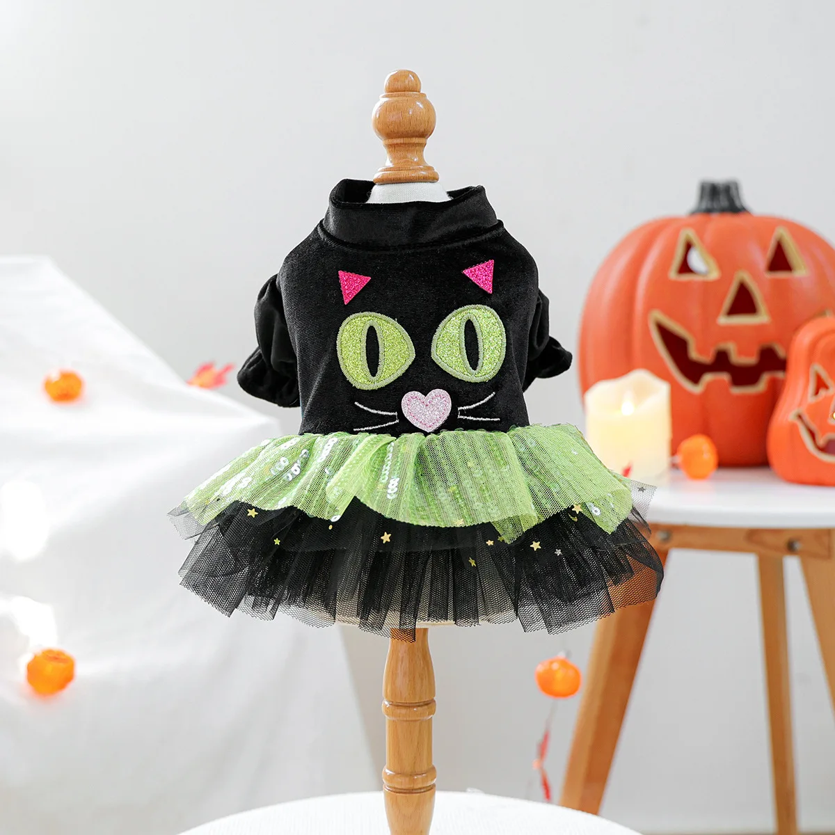 Vestido de Halloween para perros - Terciopelo negro con bordado - Falda tutú de tul - Ropa de fiesta y cosplay para mascotas - Lindo disfraz de cachorro - imagen 5