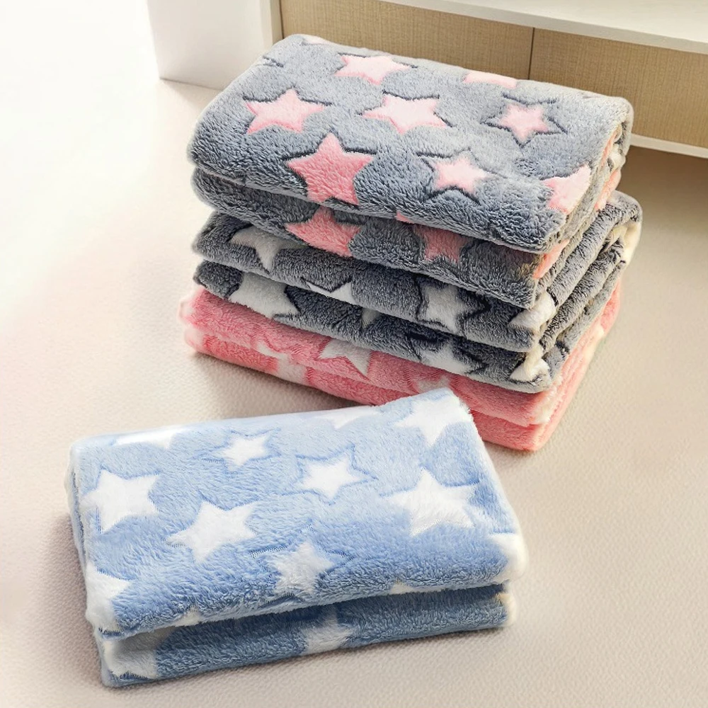 1 unidad de estera para dormir de franela cálida para mascotas, estera de cama para cachorros y gatitos, cojín de colchón bonito para animales pequeños, conejo, manta para hámster, suministros para mascotas - imagen 3