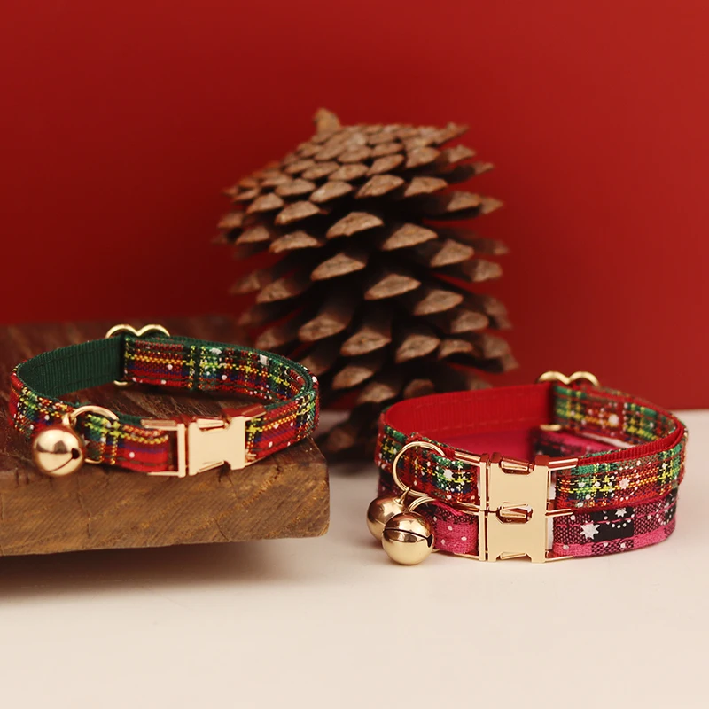 Collar de gato de Navidad trenzado para mascotas, accesorios de decoración de Año Nuevo, anillo de cuello, campana, suministros de accesorios