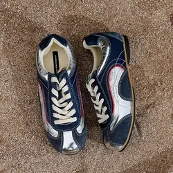 Zapatillas deportivas con cordones para perros – cómodas al caminar