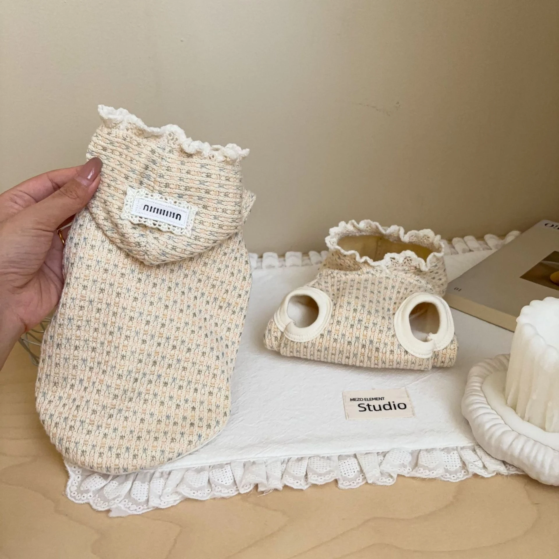 Chaqueta con capucha de otoño e invierno para mascotas con gato de peluche, ropa de casa de invierno, chaqueta para mascotas, ropa para cachorros, ropa para perros pequeños - imagen 2