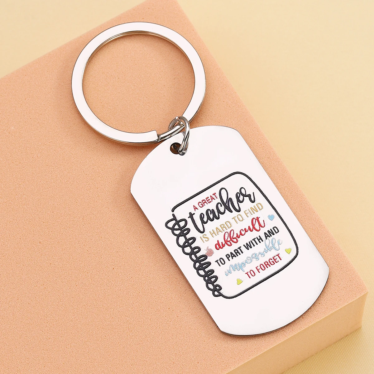 LLavero de acero inoxidable de colores, regalo diario para profesores, incluido el Día del Maestro, inicio de la temporada escolar, 1 unidad