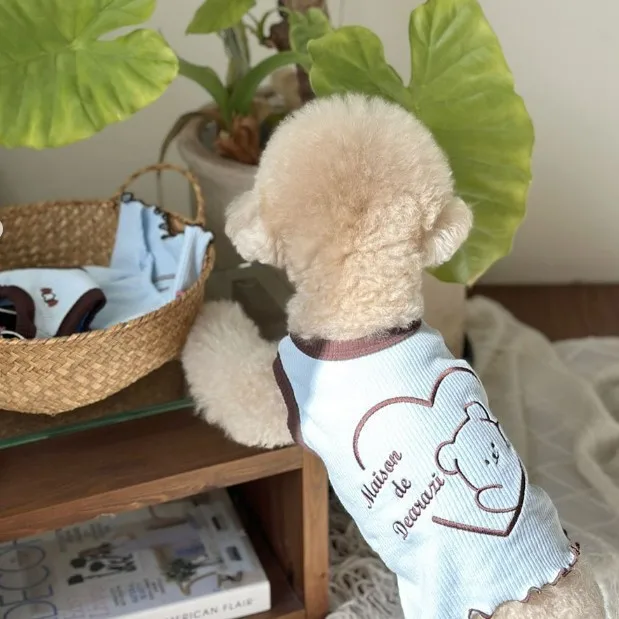 Camiseta de tirantes con oso bordado para gatos y perros pequeños - imagen 2