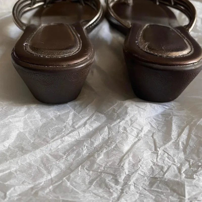 Sandalias para perros verano con plataforma estilo retro - imagen 3