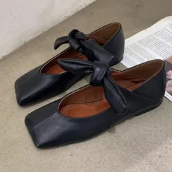Zapatos planos Mary Jane plateados con cordones – Primavera/Otoño