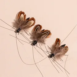 Palo cazador para gatos interactivo con pluma