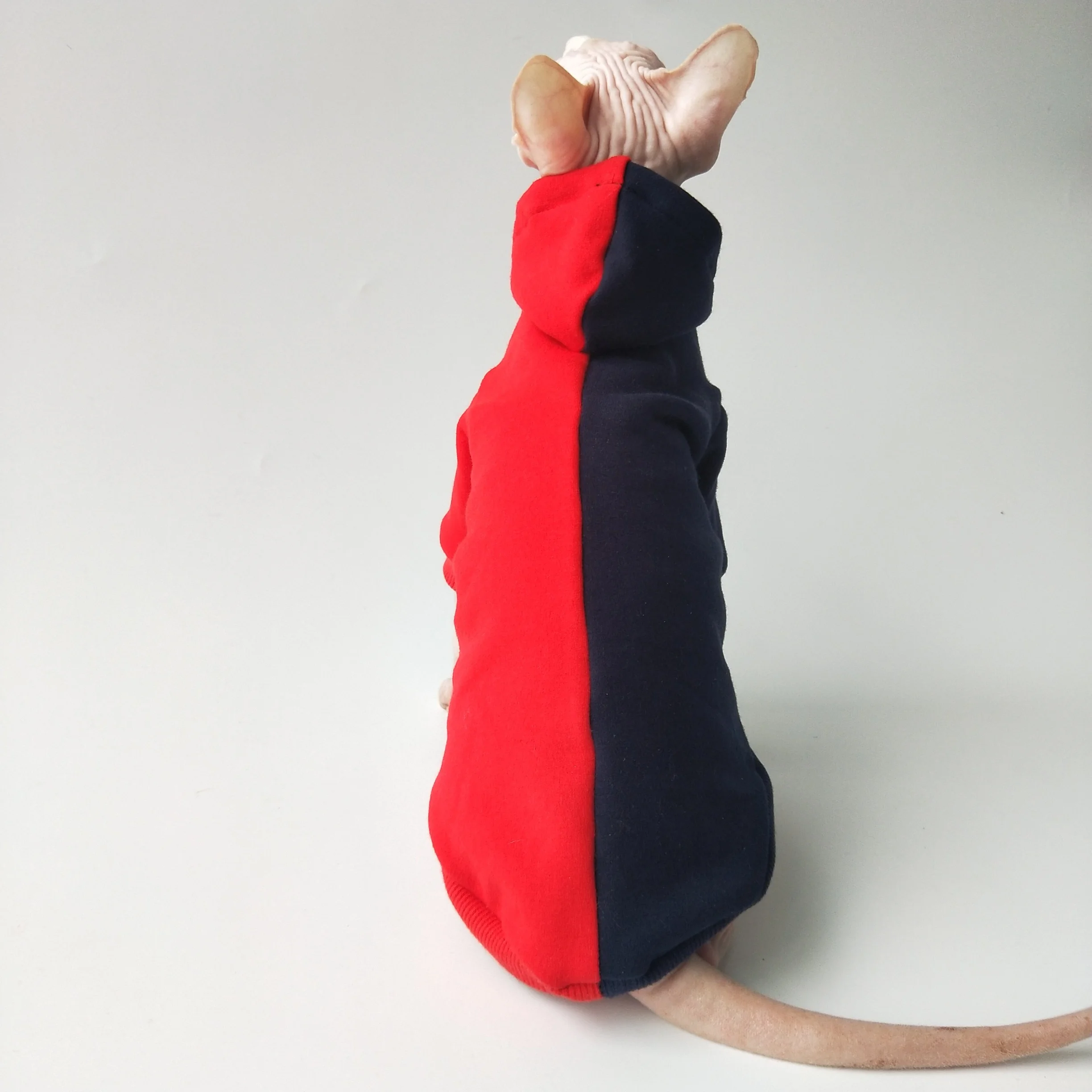 Sudadera con capucha para gatos Sphynx – Forro polar térmico rojo y negro - imagen 5