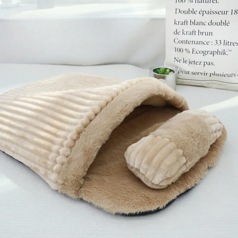 Cama para gatos, saco de dormir para mascotas medio cerrado, extraíble, cálido, para invierno, cama para perros, cojín nido para gatos con almohada - imagen 4