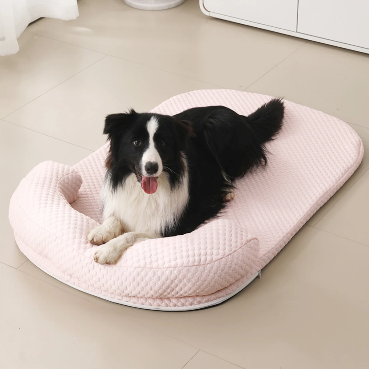 Cama refrescante iced silk para perros pequeños y gatos - imagen 4