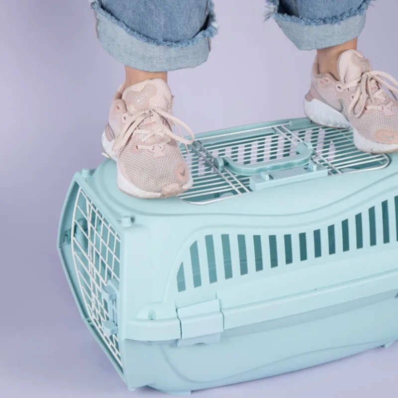 Transportadora ventilada para gatos y perros – Apta avión y segura - imagen 3