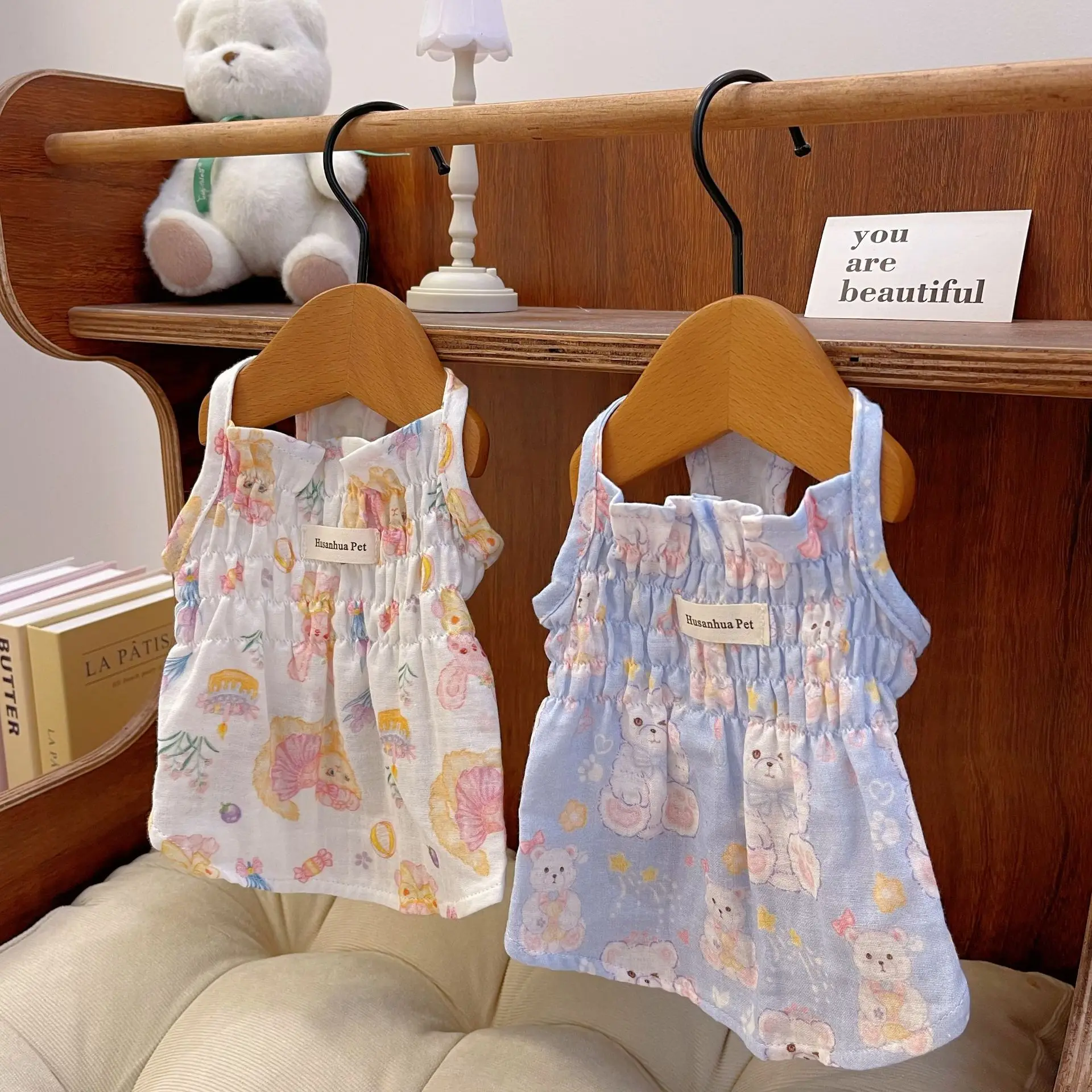 Ropa para mascotas perros gatos primavera lindo algodón de dibujos animados hogar ropa para padres e hijos oso de peluche vestido de flores chaleco refrescante para perros - imagen 3