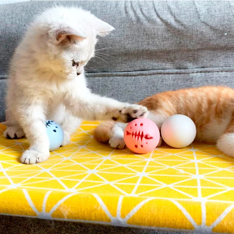 Pelota de juguete para mascotas, juguete interactivo de 3 piezas con diseño de hueso de pescado, para masticar perros pequeños y gatos - imagen 4