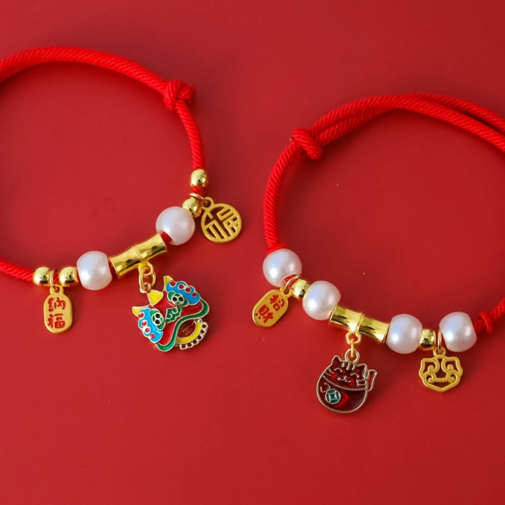 Collar para gatos tejido rojo duradero – Fortuna del Dragón, cómodo - imagen 3