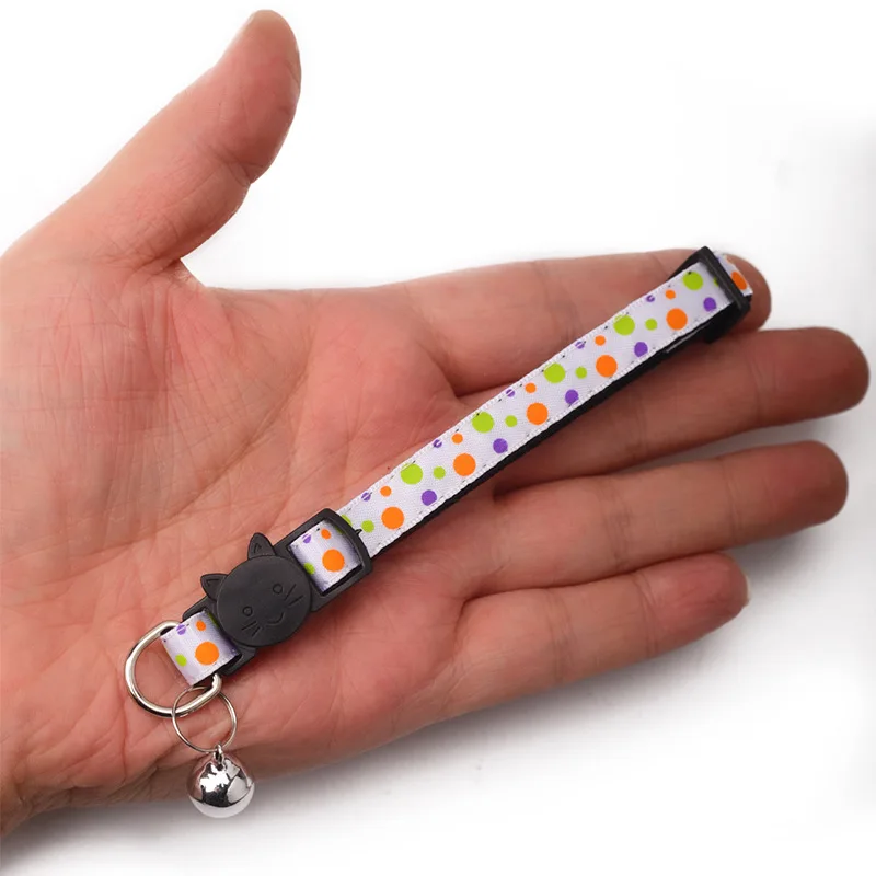 Collar ajustable reflectante para gatos con campana de seguridad - imagen 4