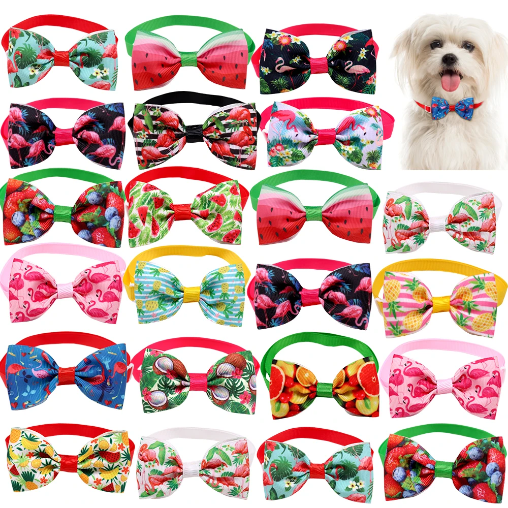 Corbata moño para perros con estampado de frutas y flamencos