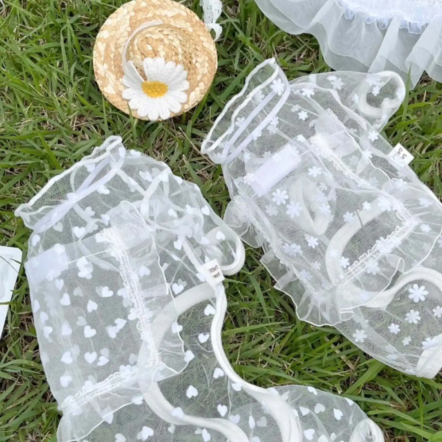 Mosquitera de primavera para mascotas, pantalones de cuatro esquinas de malla, mono con corazón Floral y bolsillos, ropa para cachorros Schnauzer de peluche - imagen 4