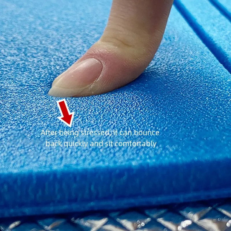 Colchoneta plegable impermeable para perros y gatos de exterior - imagen 4