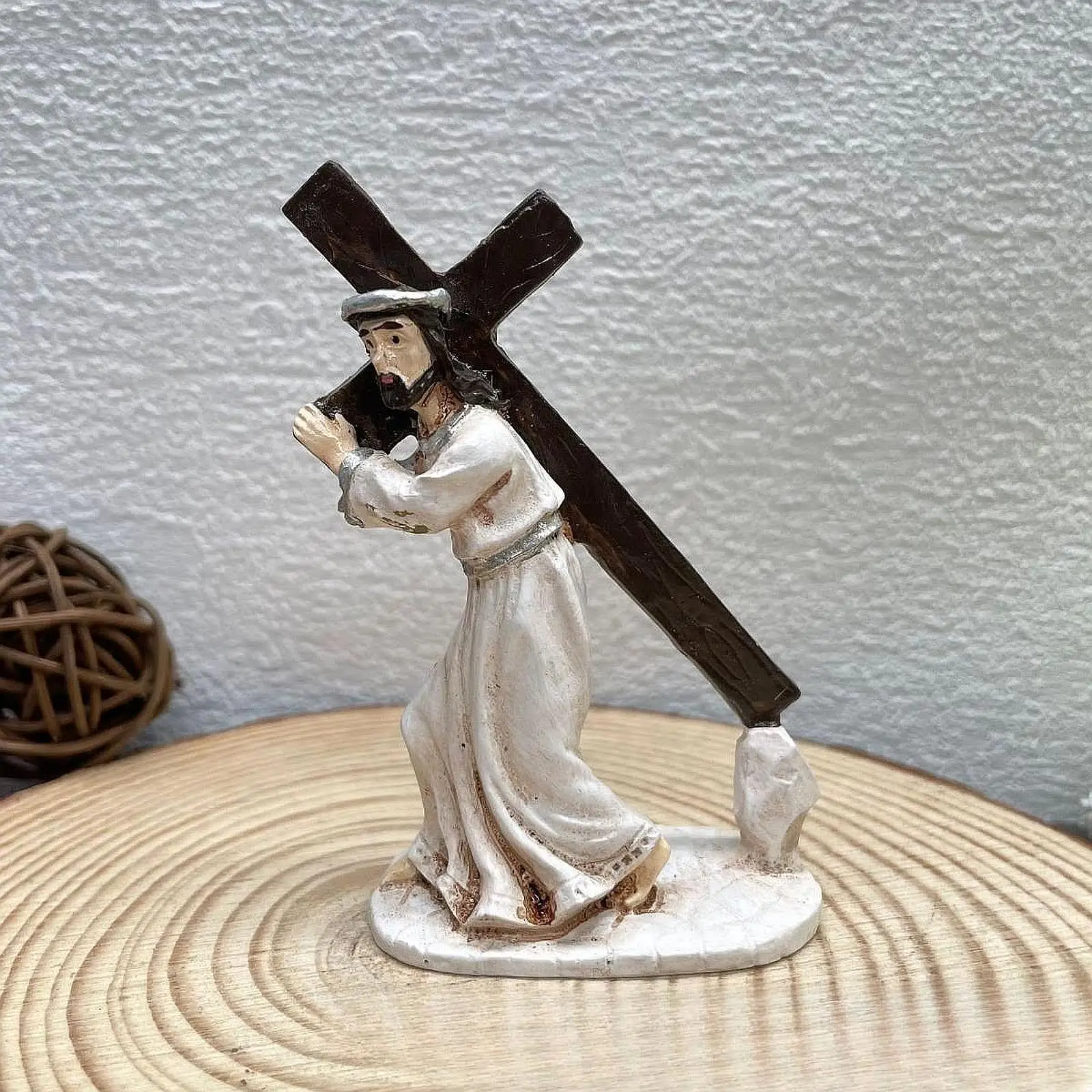 Crucifix Figurine Jesus Statue Holiday Craft Gift Home Decoration Christian Holy Catholic for Home Desktop Shelf Car Collection Crucifix Figurine Jesus Statue Holiday Craft Gift Home Decoration Christian Holy Catholic for Home Desktop Shelf Car Collection