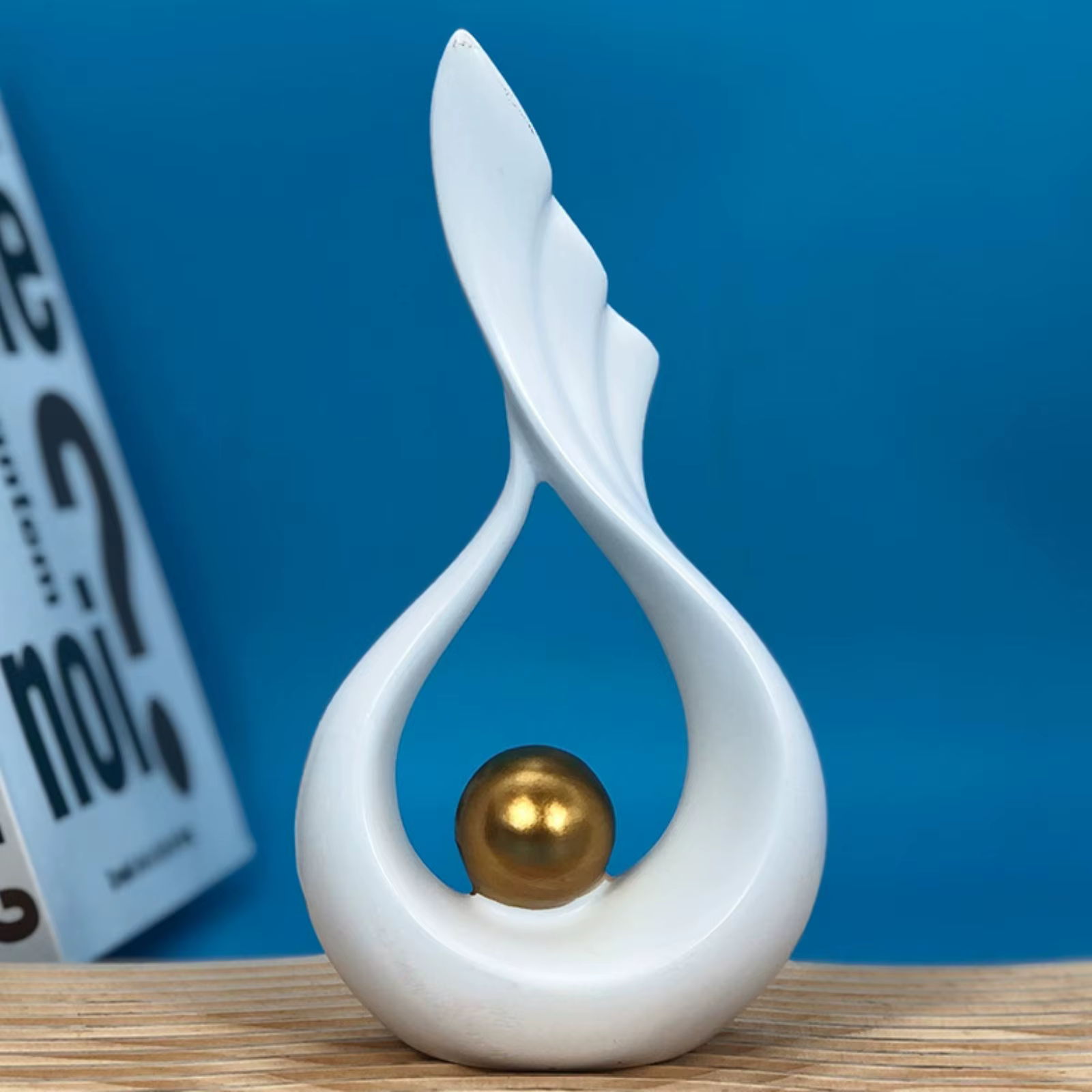 Estatua de pez iluminada – Decoración elegante para amantes felinos - imagen 4