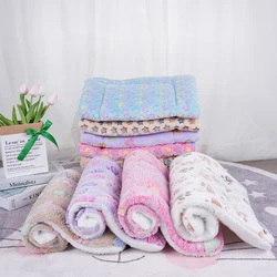 Cama gruesa de franela para perros, cojín lavable y sofá cálido