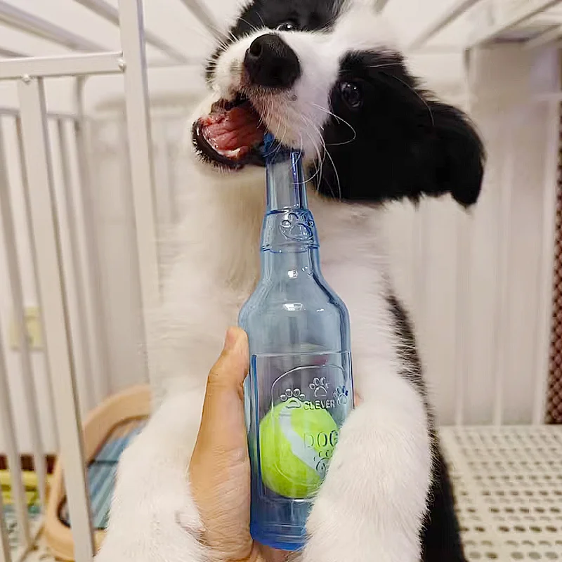 Juguete para masticar para mascotas, botella de cerveza resistente a mordeduras TPR con pelota de tenis, juguete para moler dientes de cachorro, juguetes interactivos para masticar perros - imagen 5