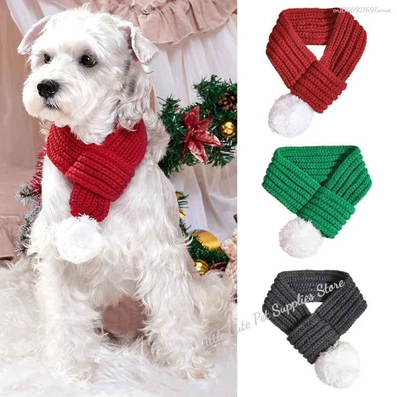 1 Uds. Bufanda tejida para perro, bufandas de punto rojas con pompón, pañuelo calentador para el cuello, fiesta de Navidad, accesorios de decoración para cachorros y gatos
