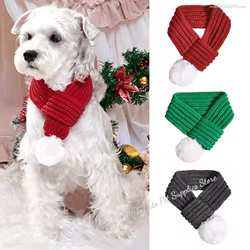 1 Uds. Bufanda tejida para perro, bufandas de punto rojas con pompón, pañuelo calentador para el cuello, fiesta de Navidad, accesorios de decoración para cachorros y gatos