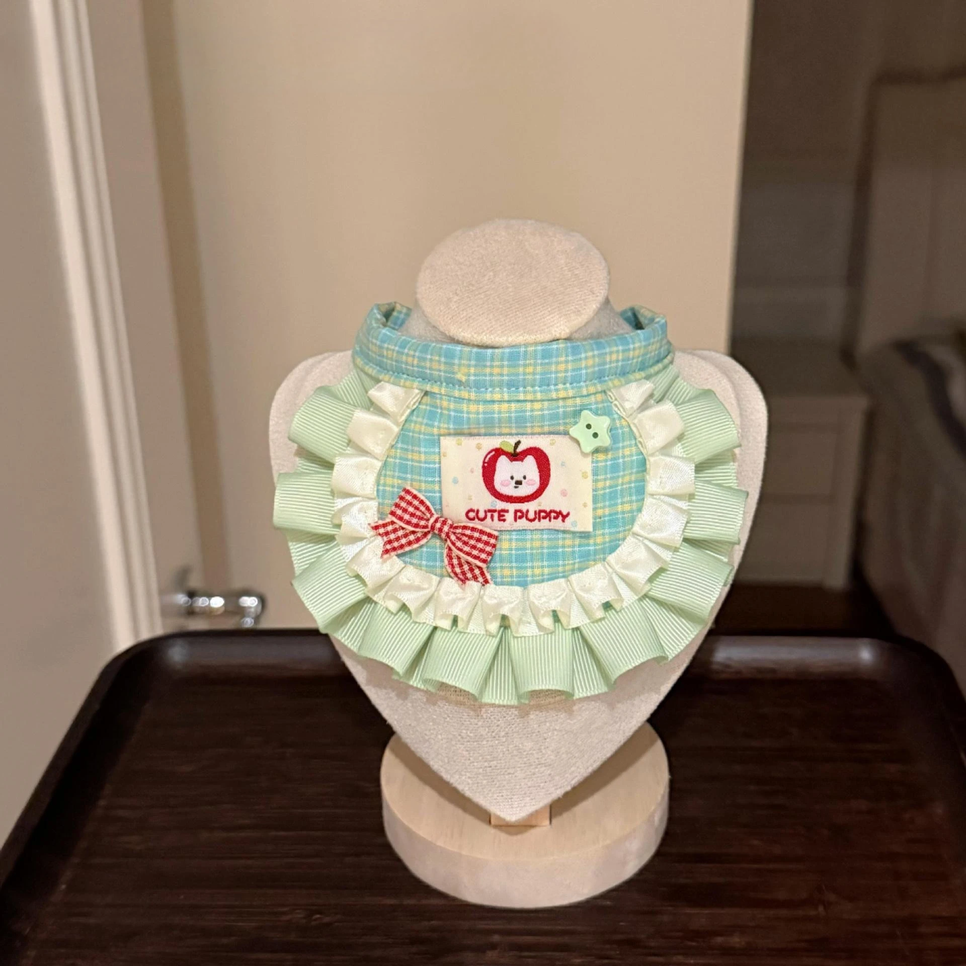 Babero para babero para mascotas, babero a cuadros con bordado de gato, accesorios de ropa para mascotas, accesorios para perros pequeños y cachorros - imagen 2