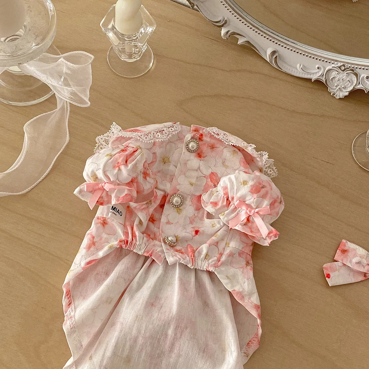 Vestido para gatos y perros de algodón puro con diseño floral - imagen 4