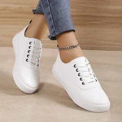 Zapatos para perros: zapatillas blancas con suela blanda y cordones