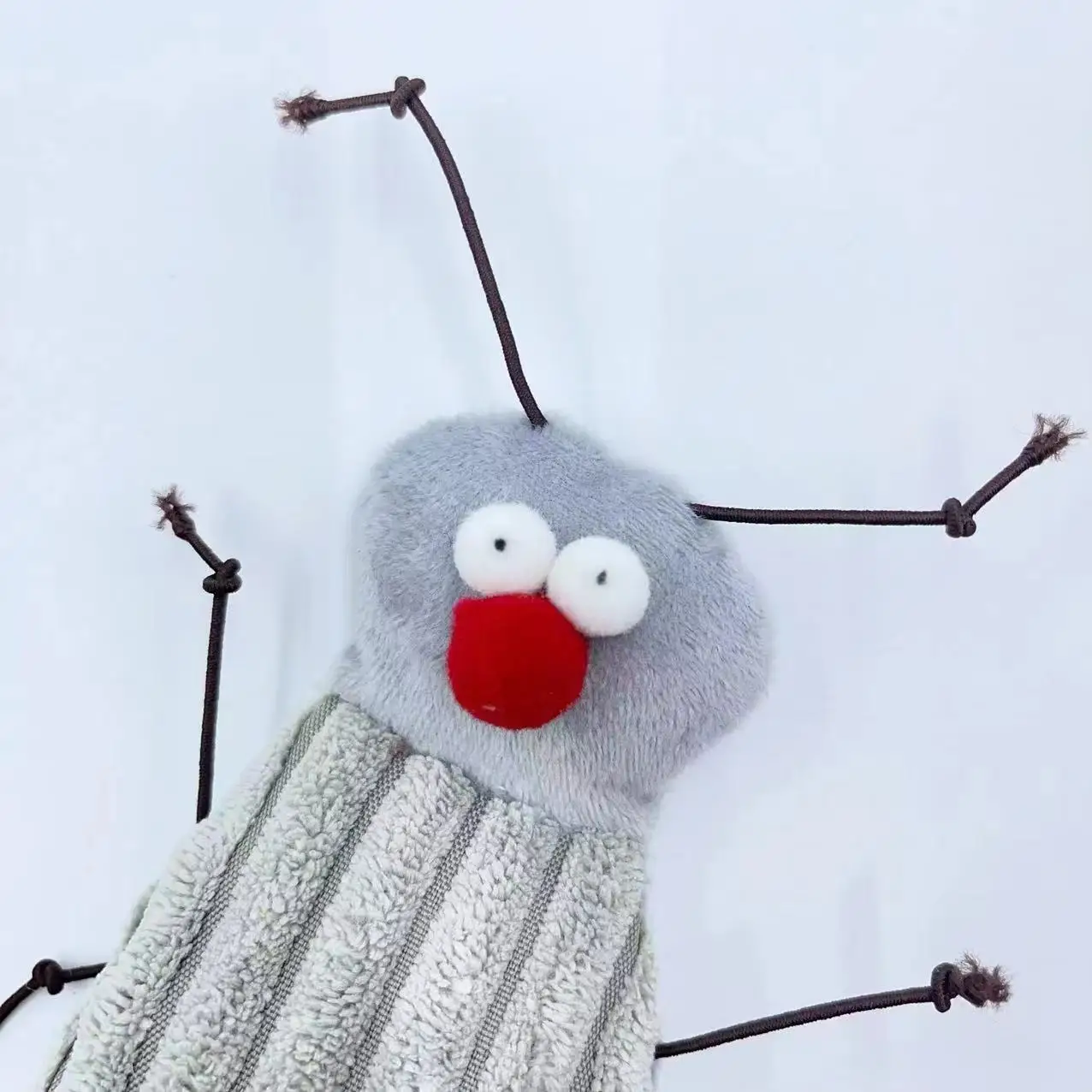 Juguete para gatos, cucaracha de peluche, juguete para mascotas, interacción, juguete para gatitos, hierba gatera, suministros para mascotas - imagen 3