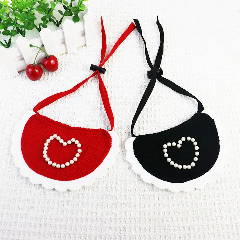 Bufanda con bordado de perlas INS para mascotas, babero de perlas de amor, pajarita para perros, accesorios de aseo para perros