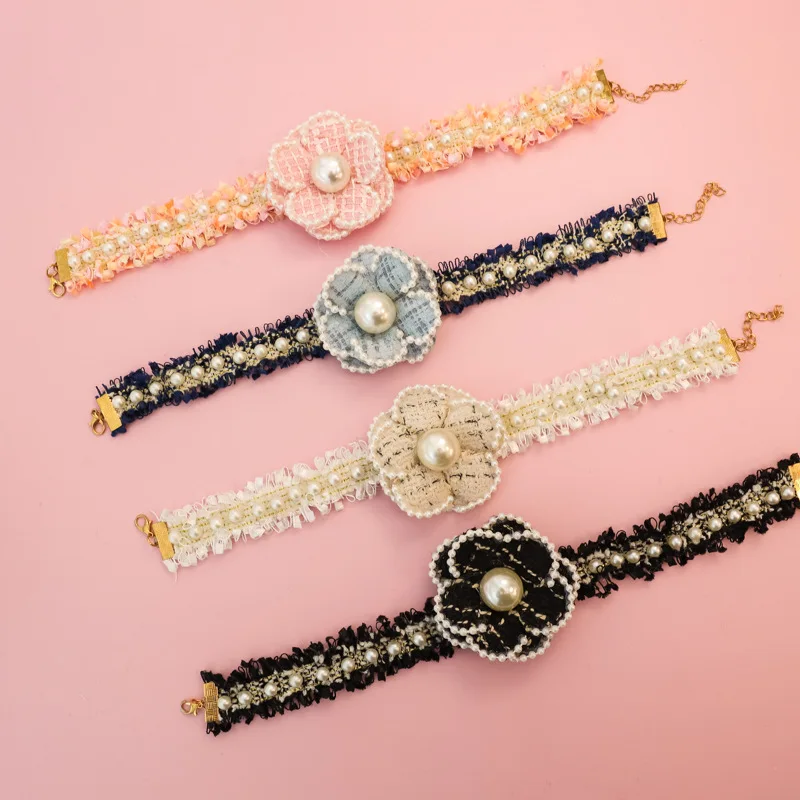 Collar de primavera/verano para mascotas, accesorios para gatitos, Collar de rosas y perlas de flores, accesorios para gatos de princesa para otoño e invierno