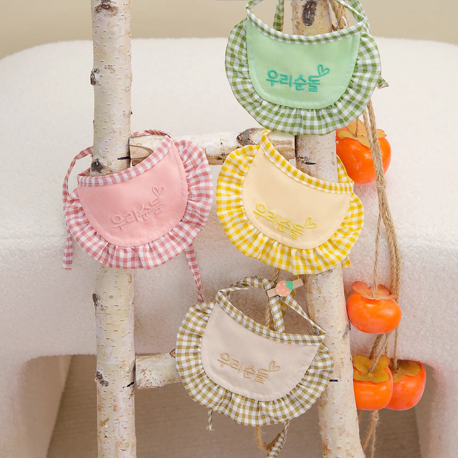 Baberos para mascotas, toalla para saliva, serie coreana INS, toalla para saliva bichon bordada a la moda, suministros para mascotas de peluche para perros pequeños - imagen 2