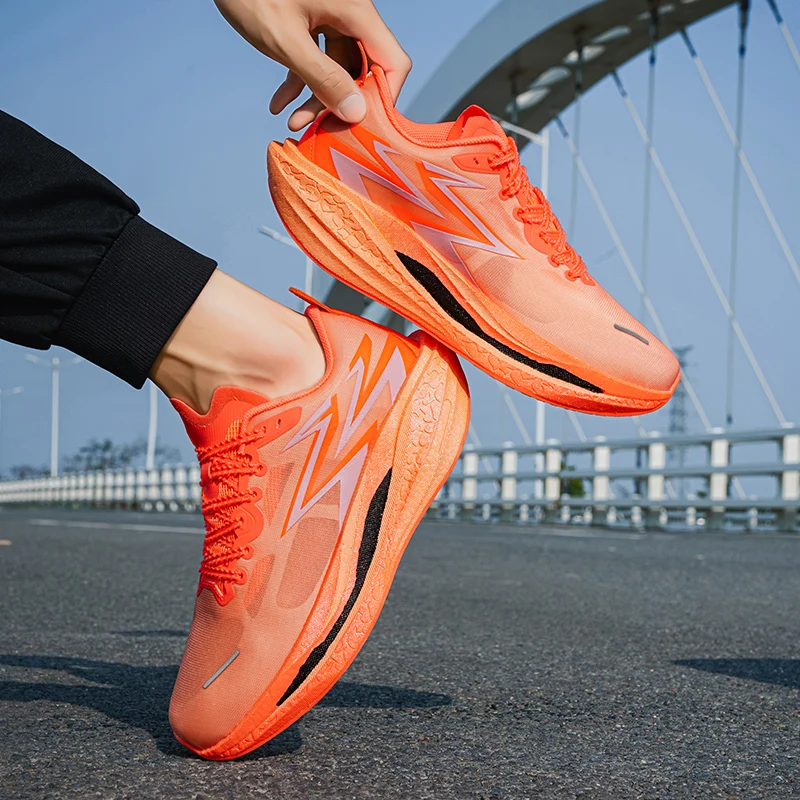 Zapatillas de correr a la moda para mujer, zapatillas deportivas transpirables suaves antideslizantes con amortiguación, nuevas zapatillas originales para hombre - imagen 5